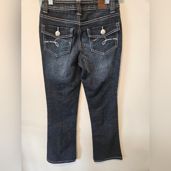 JUSTICE GIRL'S BOOTCUT MID-RISE OUTWARD STITCHING DETAIL SUPERCUTE JEANS SIZE 12 - Picture 5 of 16